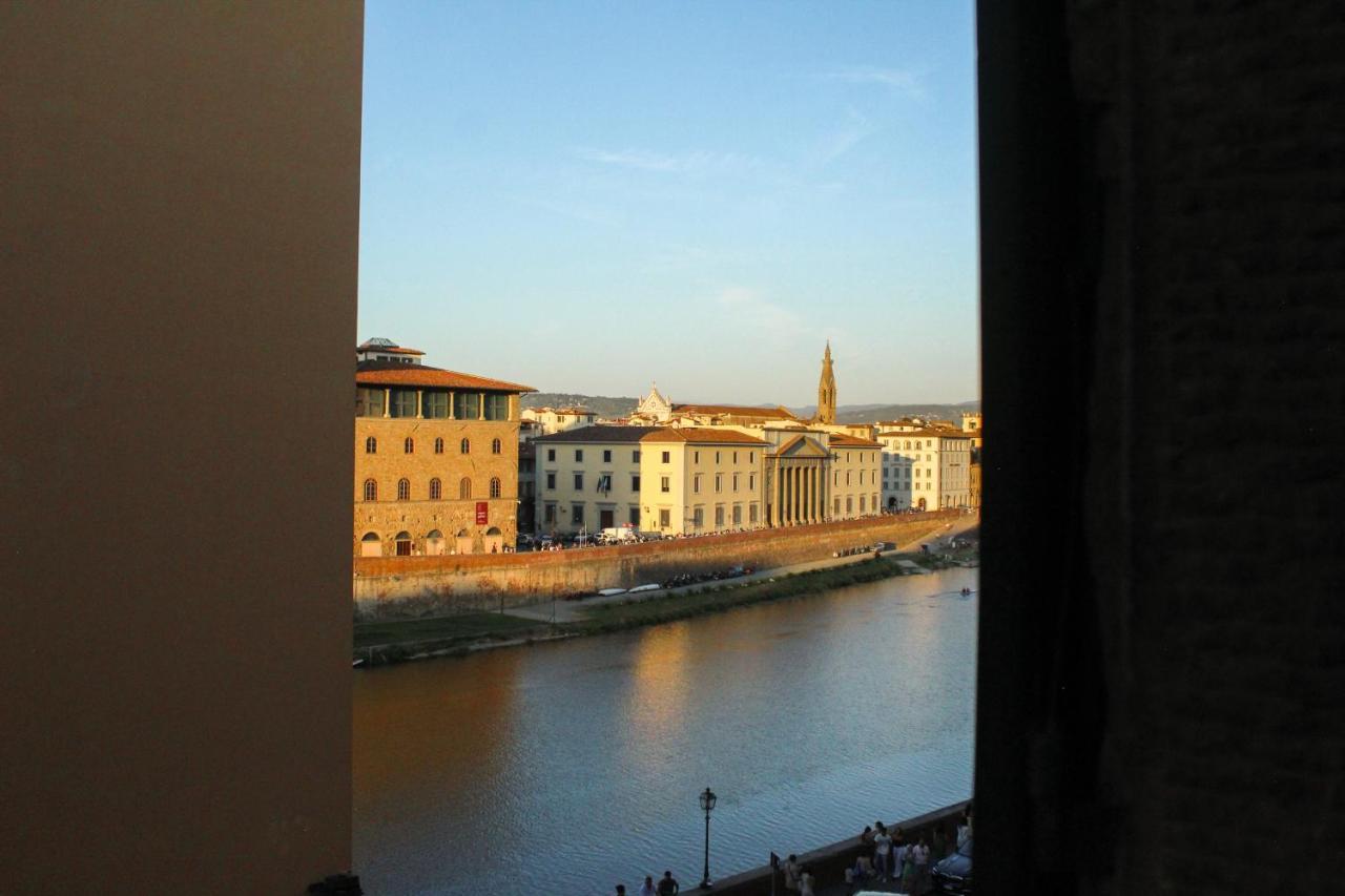 Lunart Florence Luaran gambar
